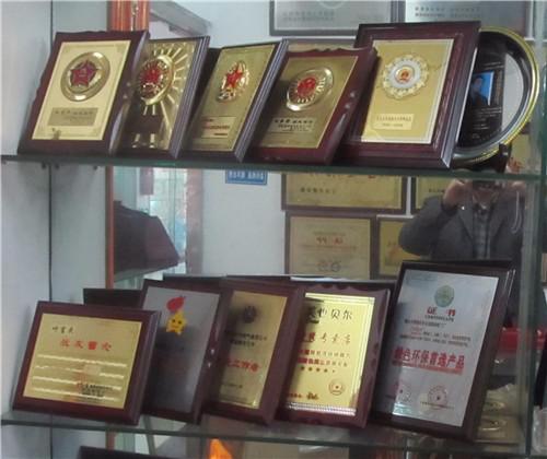 标牌加工厂哪家好 金属标牌雕刻
